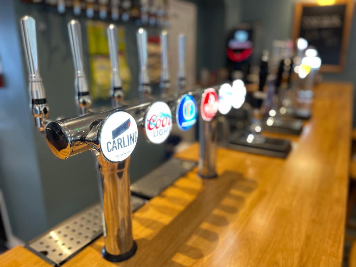 彭希登德雷斯 Y Griffin酒店 外观 照片