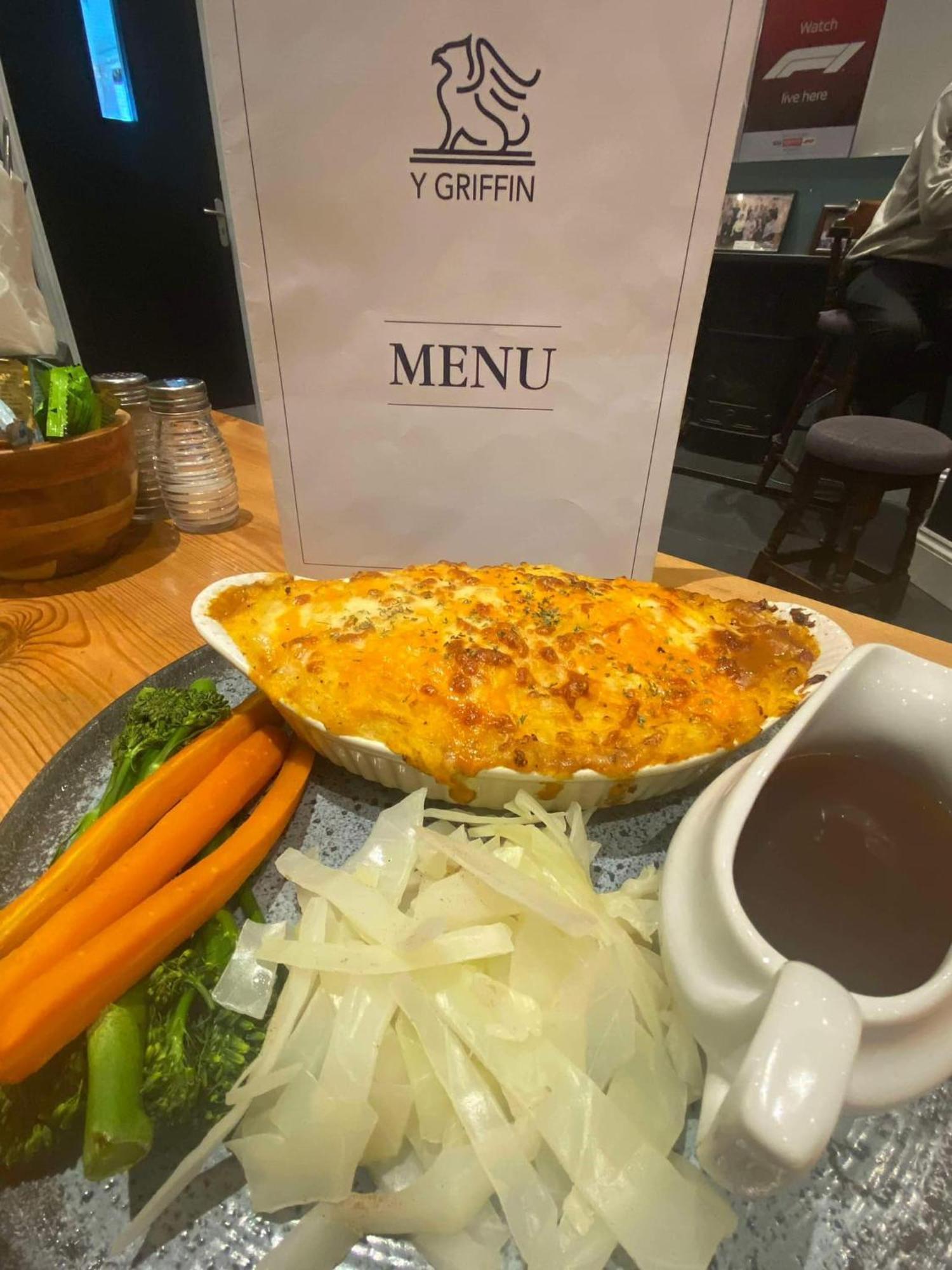 彭希登德雷斯 Y Griffin酒店 外观 照片